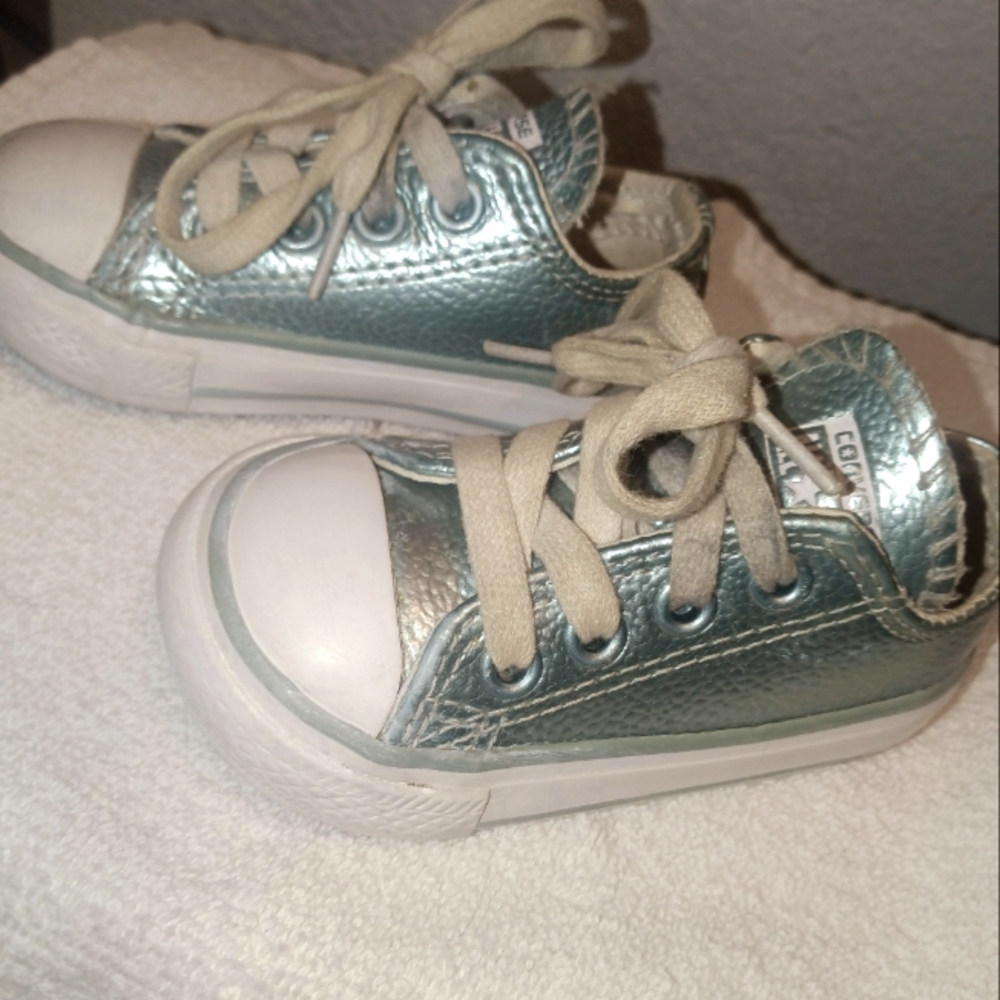 Toddler Converse Metallic Mint/Aqua Low Top Size 4m